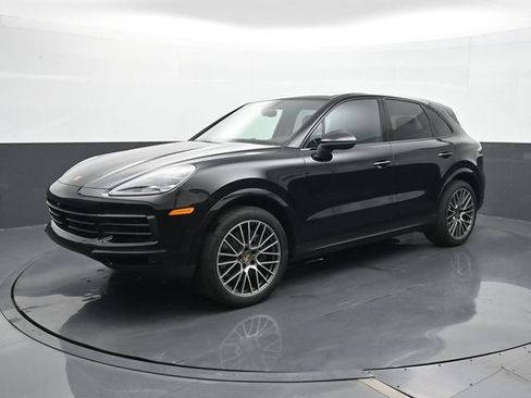 Certified 2022 Porsche Cayenne Platinum Edition AWD/4WD image 1