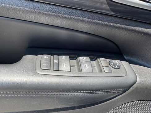 Used 2021 Jeep Grand Cherokee Laredo image 15