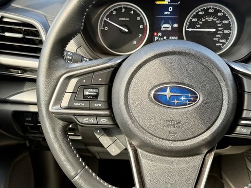 Used 2023 Subaru Forester Premium AWD/4WD image 25