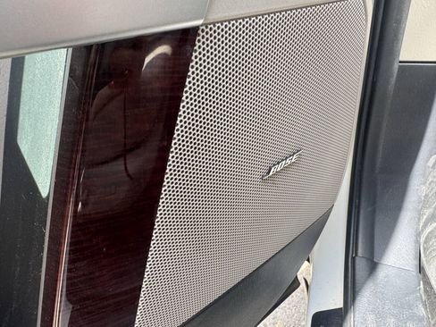 Used 2009 MAZDA CX-9 Grand Touring w/ Moonroof & Bose Audio Pkg FWD image 10