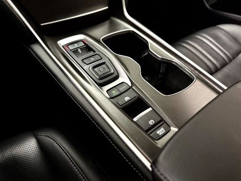 Used 2022 Honda Accord Touring image 21