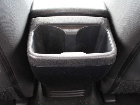 Used 2021 Toyota Tacoma SR5 AWD/4WD image 30