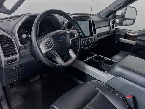 Used 2022 Ford F250 Lariat w/ Lariat Ultimate Package AWD/4WD image 10