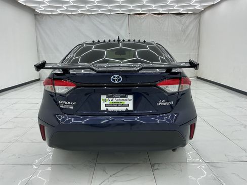 Used 2024 Toyota Corolla LE FWD image 10