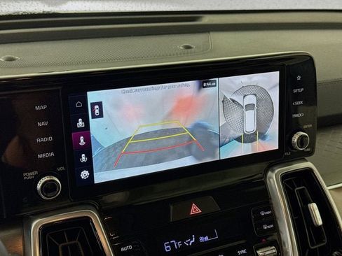 Certified 2023 Kia Sorento SX Prestige AWD/4WD image 14