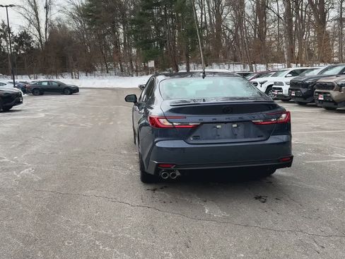 New 2026 Toyota Camry SE image 7