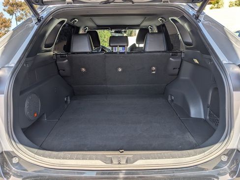 Used 2023 Toyota RAV4 XSE AWD/4WD image 9