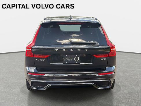 Certified 2025 Volvo XC60 B5 Core AWD/4WD image 6