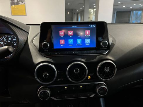 Used 2025 Nissan Sentra S image 21