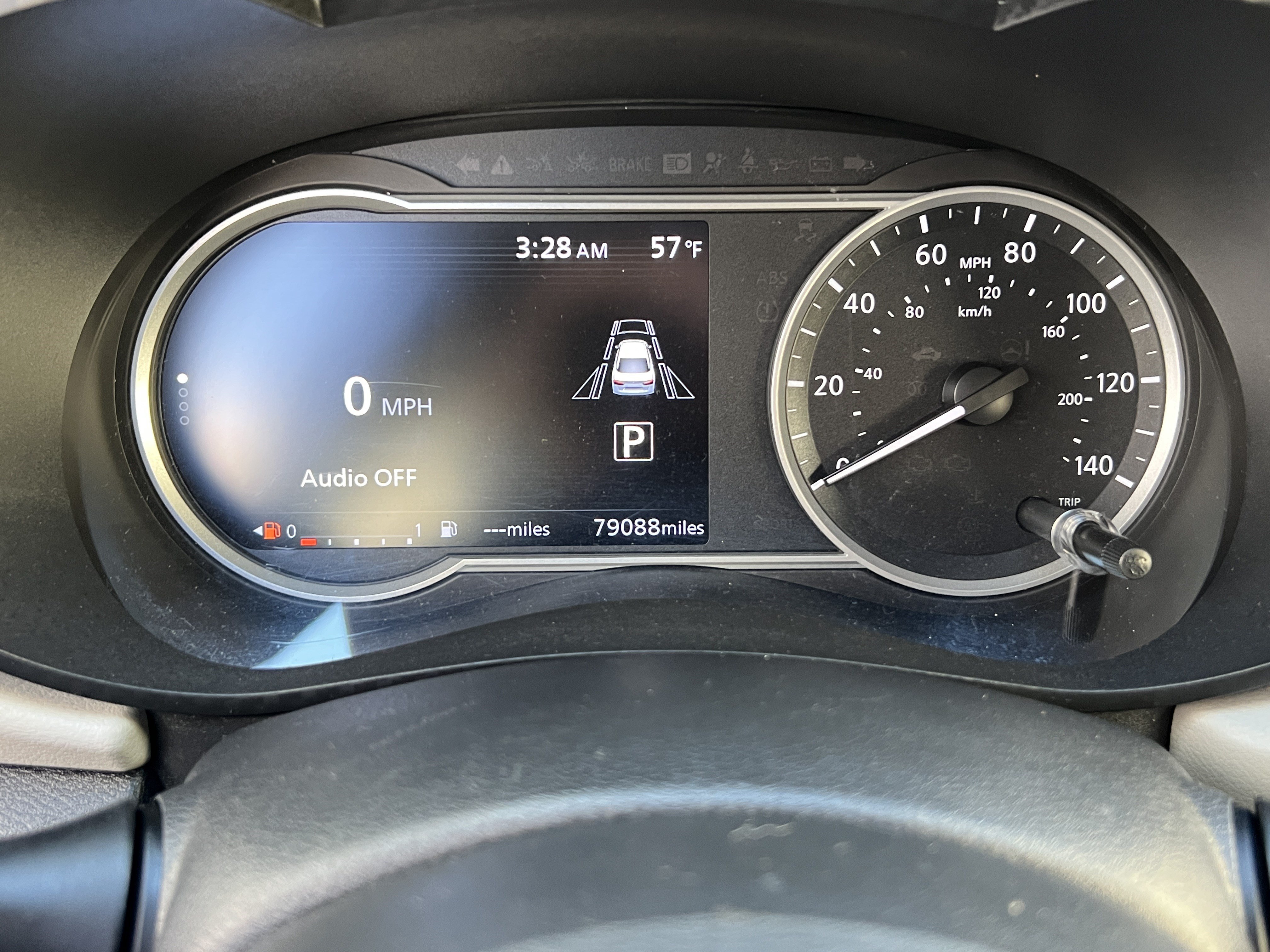 Used 2021 Nissan Versa SV FWD image 28