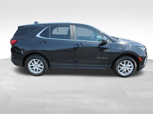 Used 2024 Chevrolet Equinox LT AWD/4WD image 6