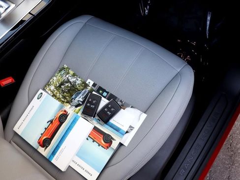 Used 2023 Land Rover Range Rover Evoque S image 89