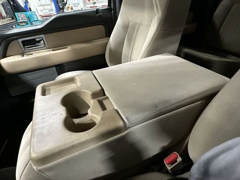 Used 2011 Ford F150 XLT image 25