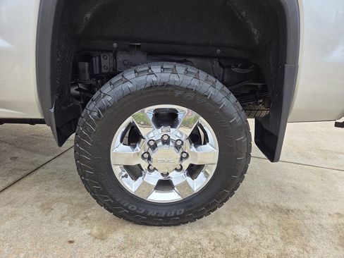 Used 2017 GMC Sierra 3500 SLT w/ Duramax Plus Package image 10