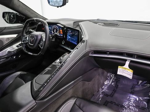 Used 2024 Chevrolet Corvette Z06 RWD image 13