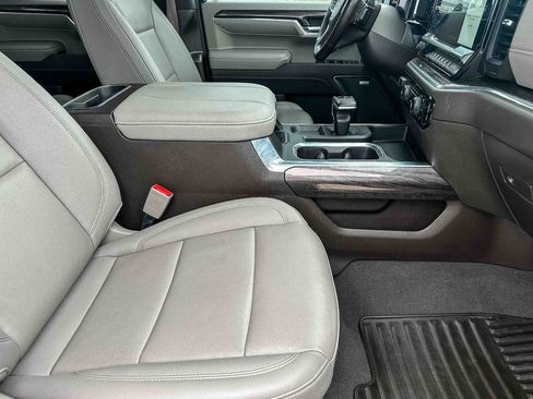 Used 2024 Chevrolet Silverado 1500 LTZ w/ Technology Package image 22