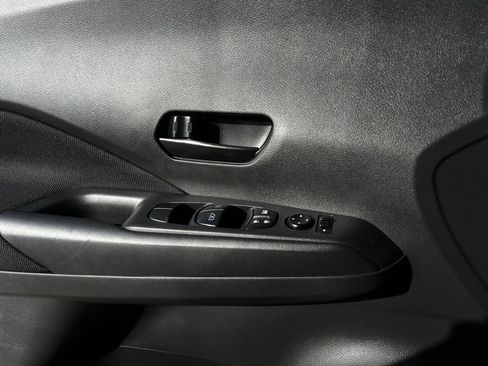 Used 2025 Nissan Kicks Play S FWD image 23