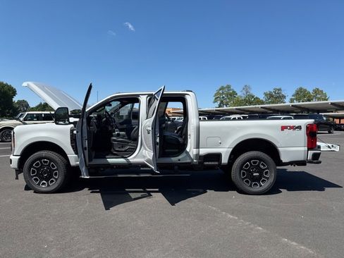 New 2026 Ford F250 Platinum image 27