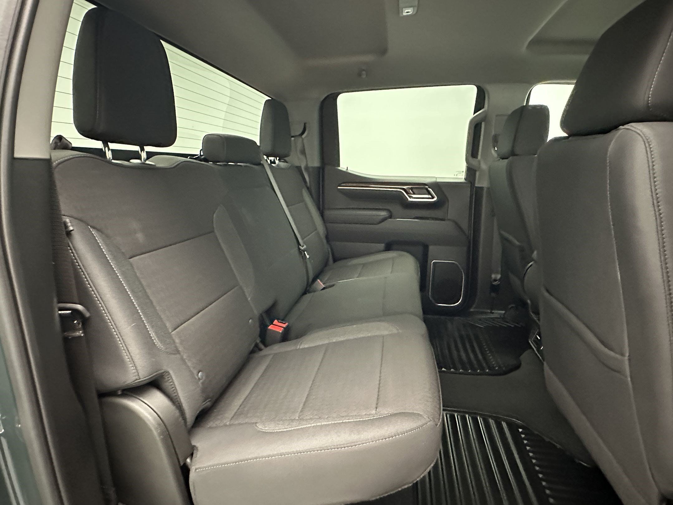 Certified 2026 Chevrolet Silverado 1500 LT AWD/4WD image 28