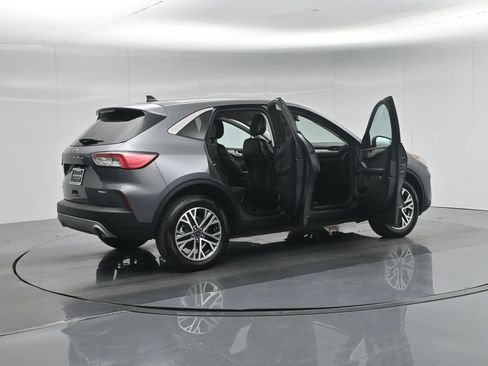 Certified 2022 Ford Escape SEL AWD/4WD image 6