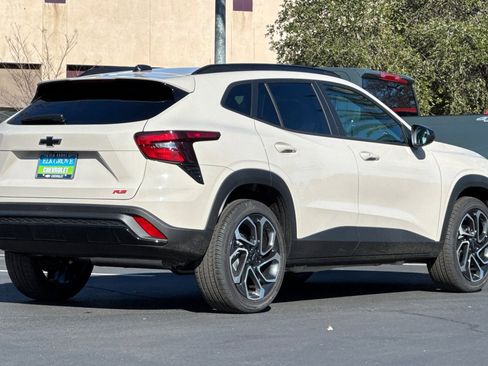 New 2026 Chevrolet Trax RS w/ Sunroof Package image 3