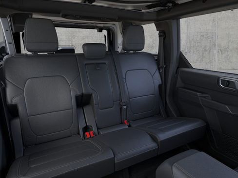 New 2026 Ford Bronco Badlands image 14