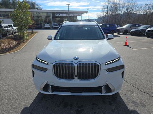 New 2026 BMW X7 xDrive40i image 10