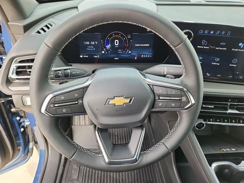 New 2026 Chevrolet Traverse LT w/ Driver Confidence Package AWD/4WD image 14