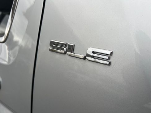 Used 2017 GMC Terrain SLE FWD image 23
