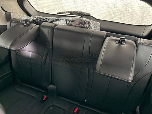 New 2026 INFINITI QX60 Luxe w/ Cargo Package image 17