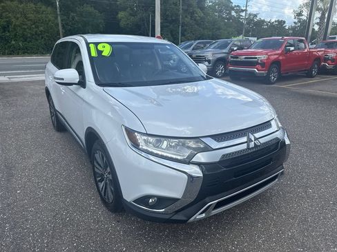 Used 2019 Mitsubishi Outlander SE FWD image 10