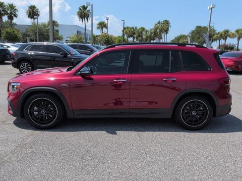 Used 2021 Mercedes-Benz GLB 35 AMG 4MATIC image 7
