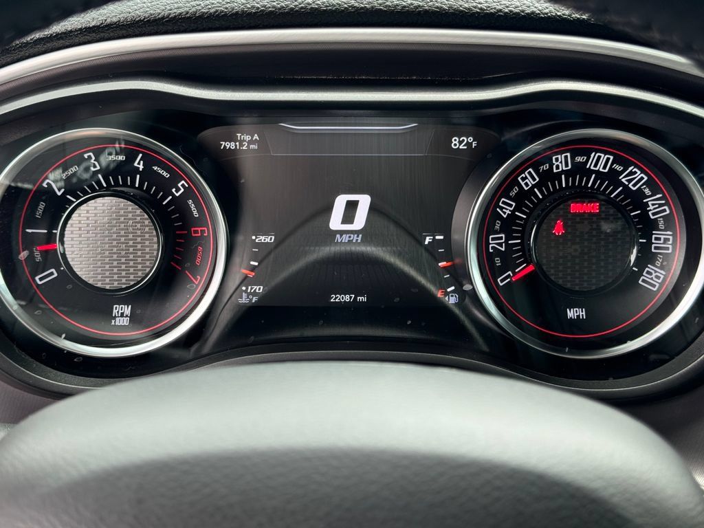 Used 2022 Dodge Challenger R/T Scat Pack RWD image 20