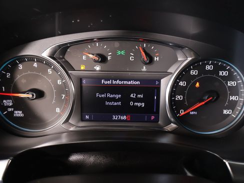 Used 2022 Chevrolet Traverse LT AWD/4WD image 4