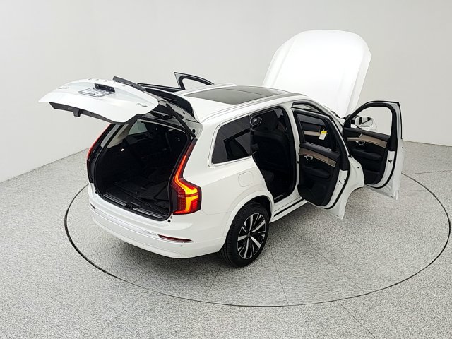 New 2025 Volvo XC90 B6 Core w/ Climate Package AWD/4WD image 37