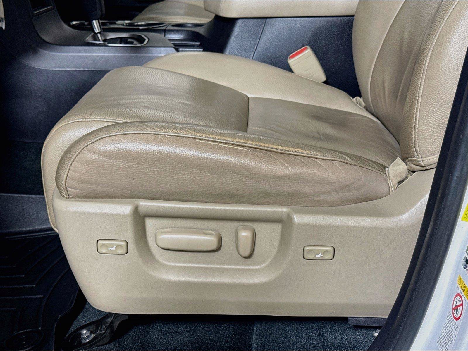 Used 2018 Toyota Sequoia Limited w/ Safety & Convenience Package RWD image 18