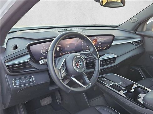 Used 2025 Buick Enclave Preferred image 10