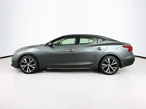Used 2016 Nissan Maxima Platinum w/ Interior Lighting Package FWD image 4