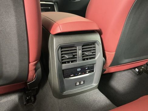 New 2026 BMW 330i Sedan w/ Premium Package image 28