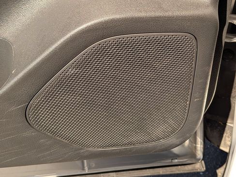Used 2023 Nissan Rogue SV FWD image 25