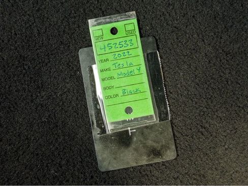 Used 2022 Tesla Model Y Performance AWD/4WD image 21