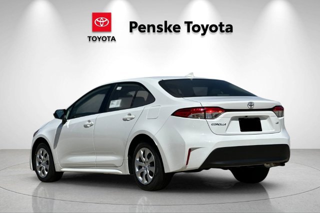 New 2027 Toyota Corolla LE w/ LE Premium Package FWD image 6