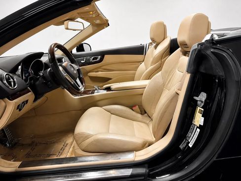 Used 2013 Mercedes-Benz SL 550 image 11