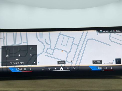 Used 2025 BMW 330i xDrive Sedan image 24