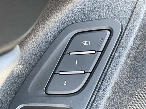 Used 2023 Audi Q3 2.0T Premium Plus w/ Premium Plus Package image 16