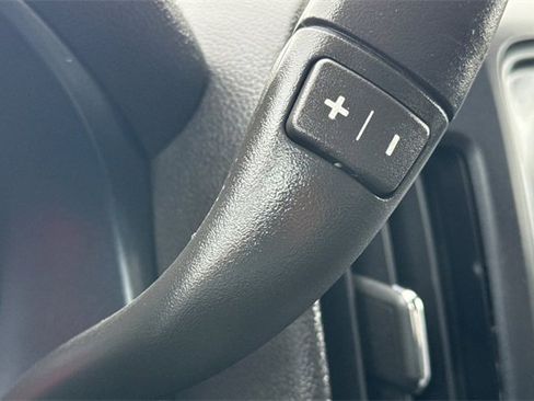 Used 2017 GMC Sierra 2500 2WD Crew Cab image 38