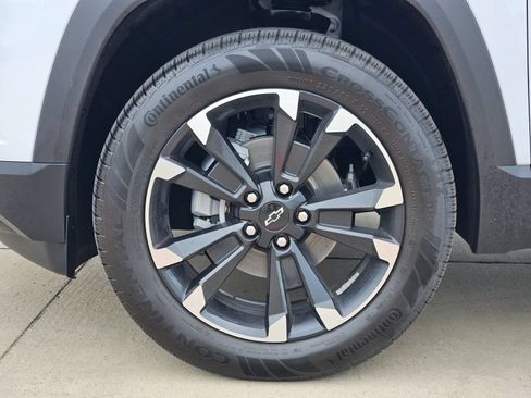 New 2027 Chevrolet Equinox RS w/ Safety and Technology Package FWD image 12