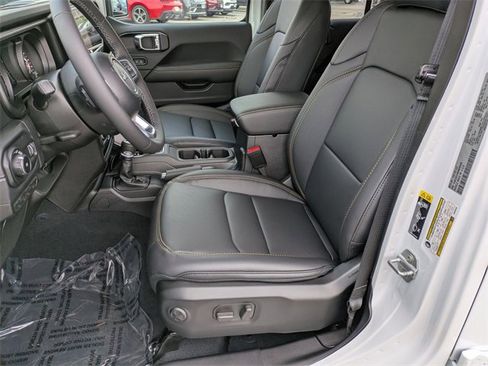 New 2025 Jeep Wrangler Sahara image 11