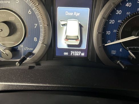 Used 2020 Toyota Sienna XLE image 14