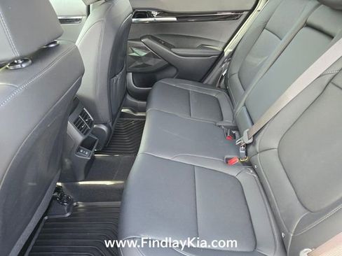 New 2026 Kia Seltos EX FWD image 11